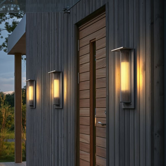 Karasi Outdoor Wall Lamp for Contemporary Outdoor Lighting