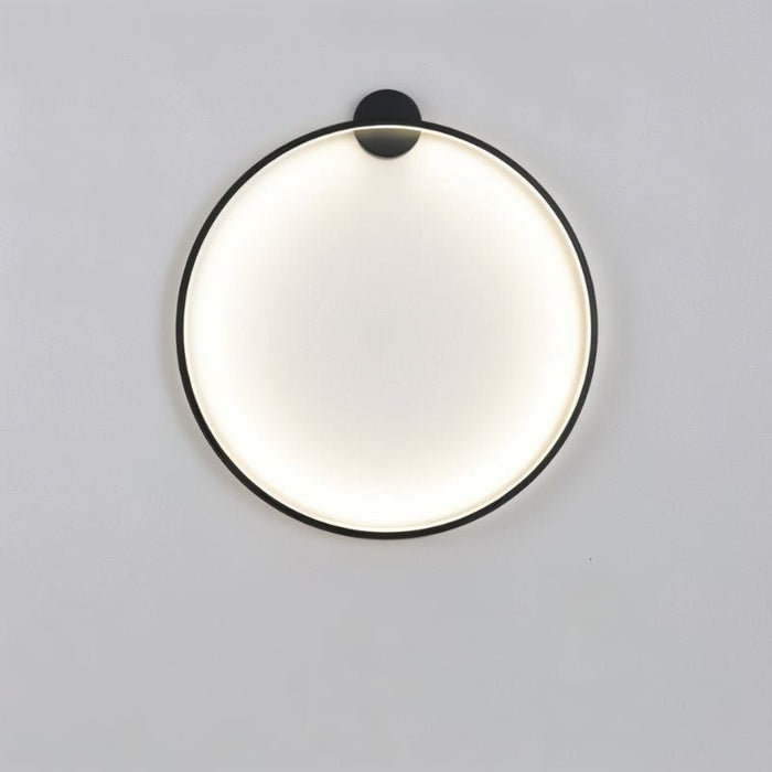 Elegnat Rondel Wall Lamp